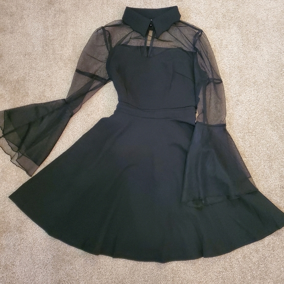 Dresses & Skirts - Keyhole Mesh Bell Long Sleeve Gothic Cocktail Vintage Dress